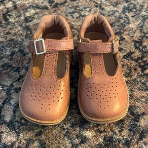 EUC stride rite nell leather shoes 8.5 toddler